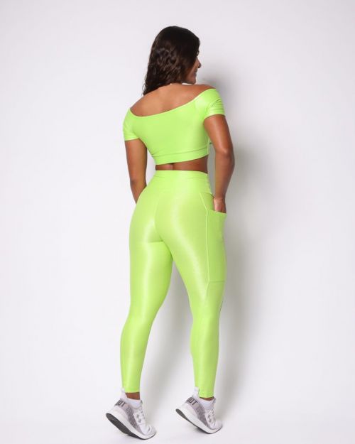 Conjunto Calça Legging Básica Bolso Compressão + Top Manguinha