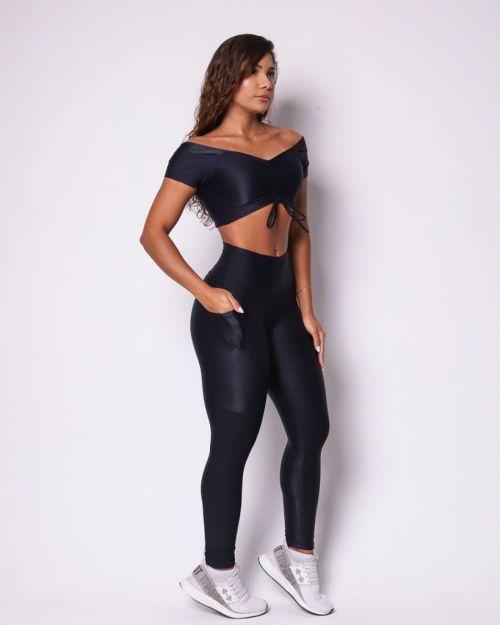 Conjunto Calça Legging Básica Bolso Compressão + Top Manguinha