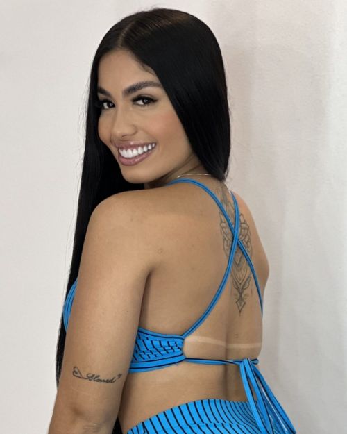 Top Paula Listrado Preto