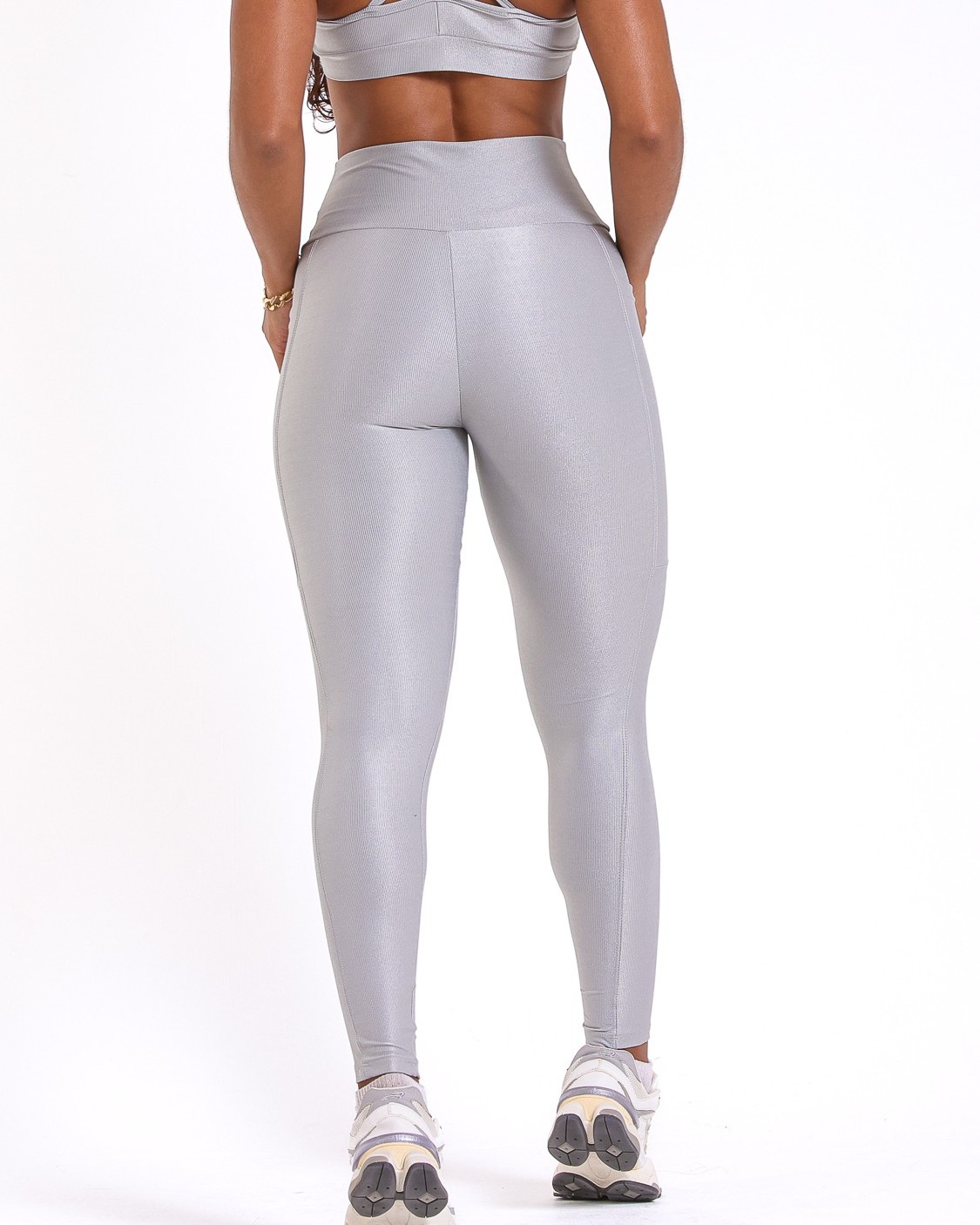 Calça Legging Básica Bolso Compressão