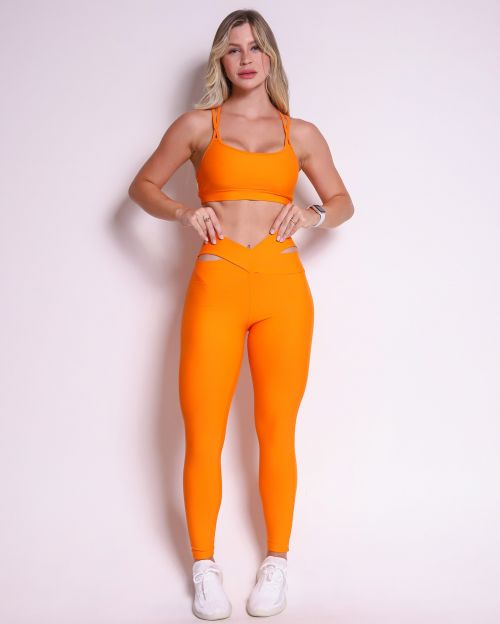 Conjunto Cal�a Legging B�sica C�s Cruzado Light + Top Lu