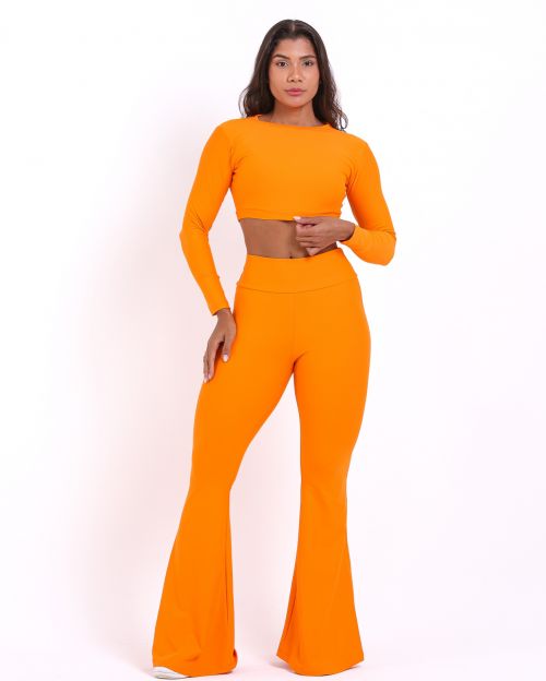 Conjunto Calça Flare Light + Top Maria