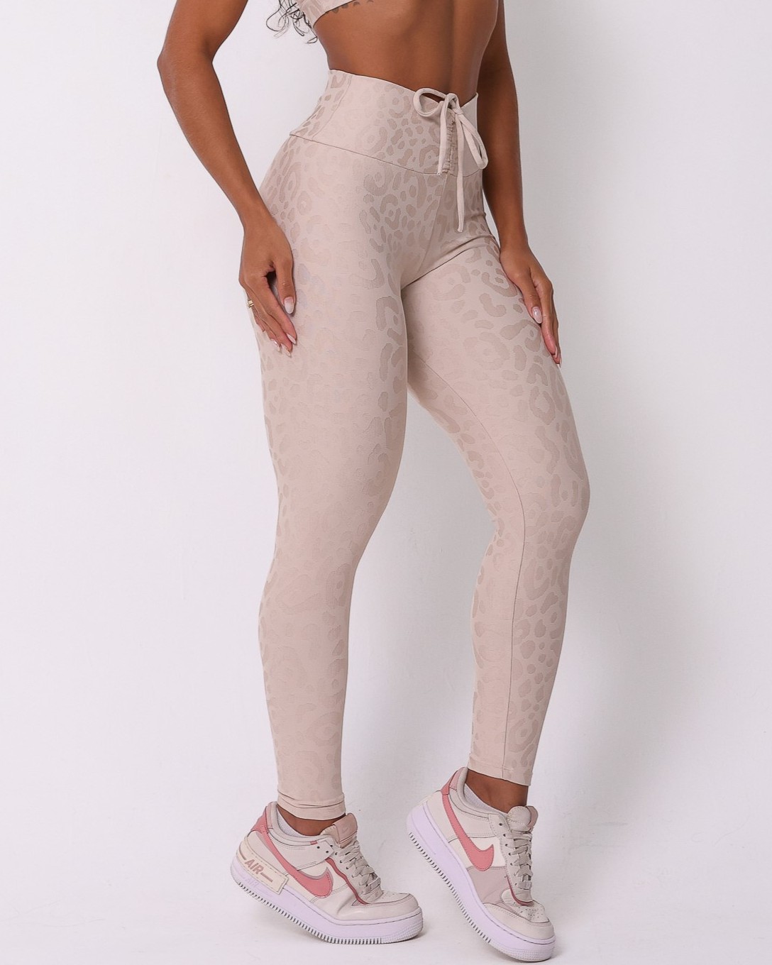 Calça Legging Empina New Onça Fit