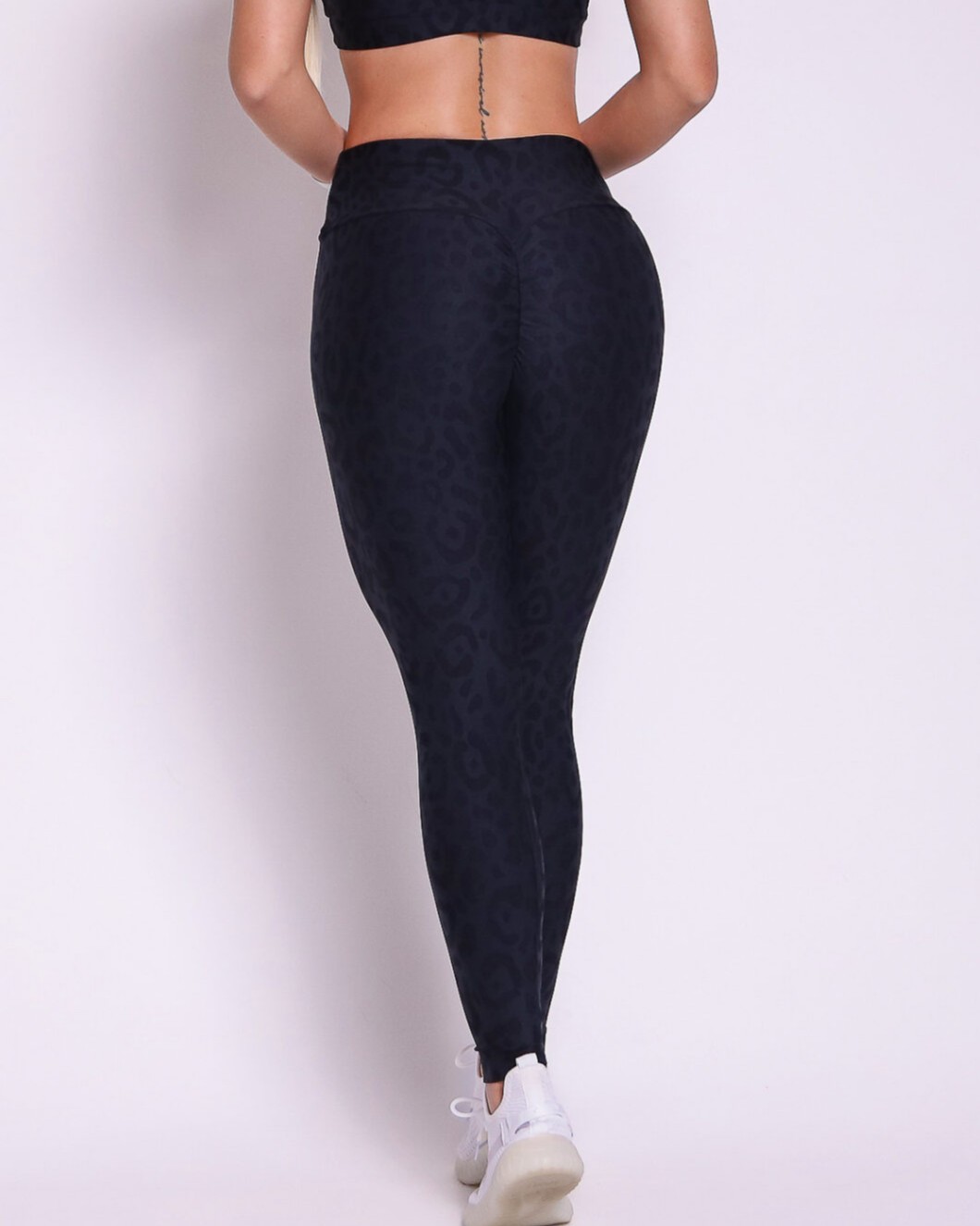 Calça Legging Empina New Onça Fit