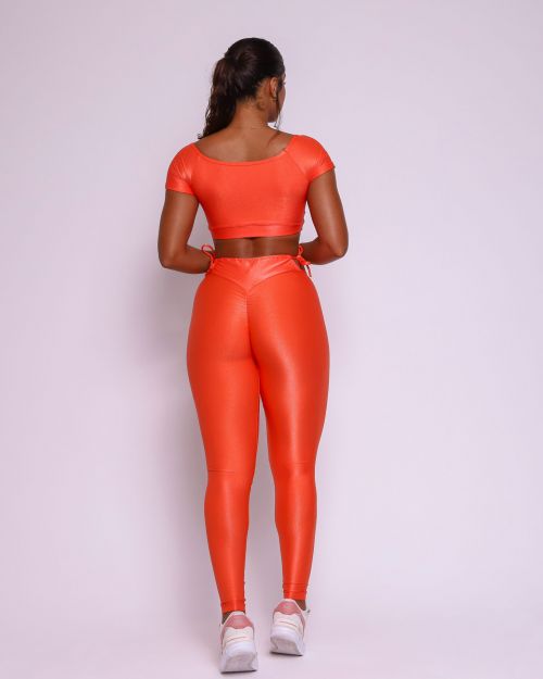 Conjunto Cal�a Empina Ajuste Compress�o + Top Manguinha