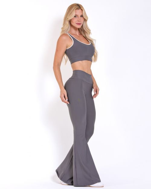 Conjunto Calça Flare Light + Top Scandal