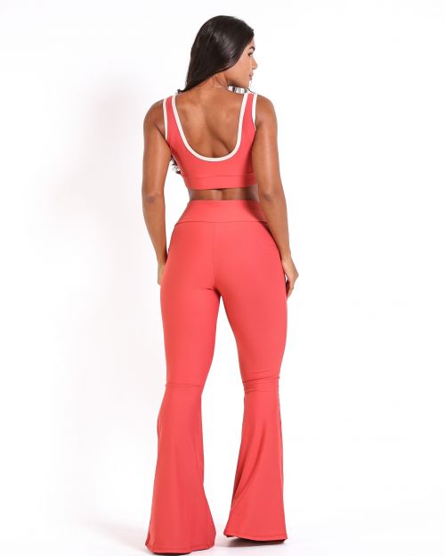 Conjunto Calça Flare Light + Top Scandal