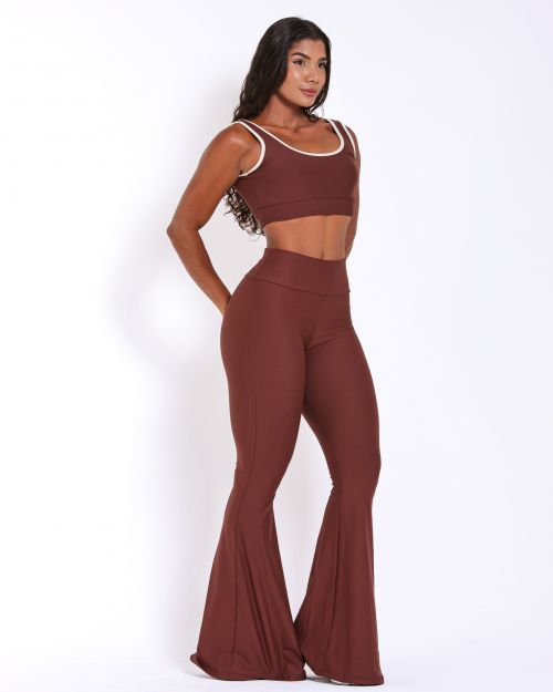 Conjunto Calça Flare Light + Top Scandal
