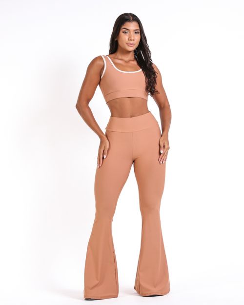 Conjunto Calça Flare Light + Top Scandal