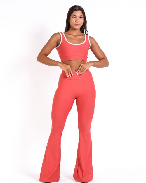 Conjunto Calça Flare Light + Top Scandal