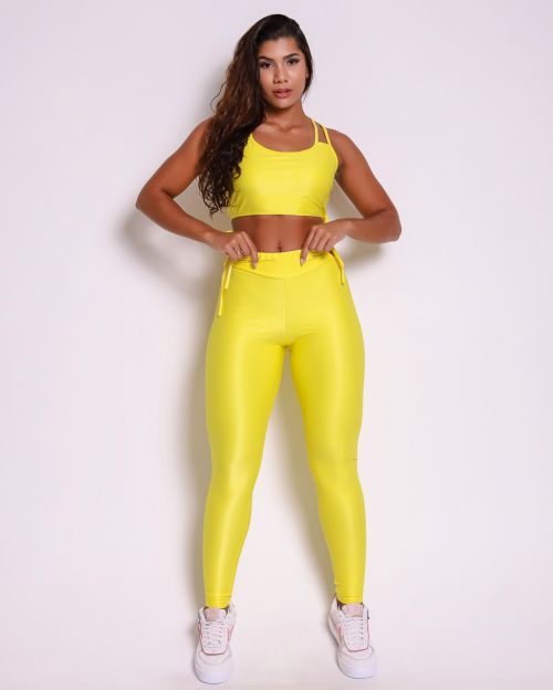 Conjunto Calça Empina Ajuste Compressão + Top Lari
