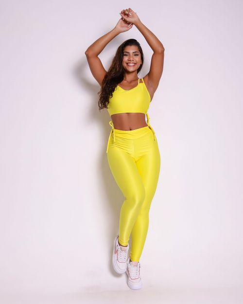 Conjunto Calça Empina Ajuste Compressão + Top Lari