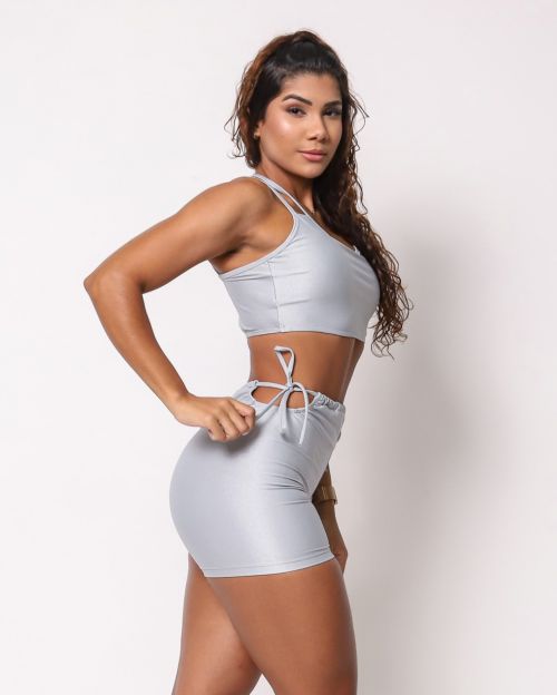 Conjunto Short Empina Ajuste Compressão + Top Lari