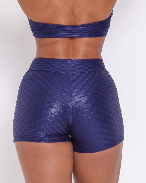 Short Curtinho Textura Gloss