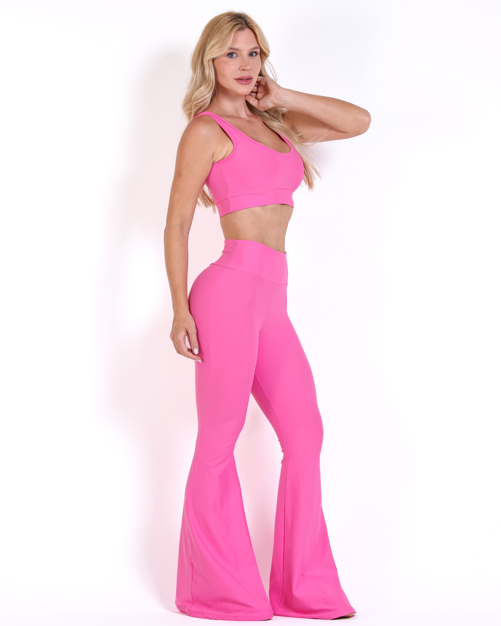 Conjunto Calça Flare Light + Top Scandal Basic