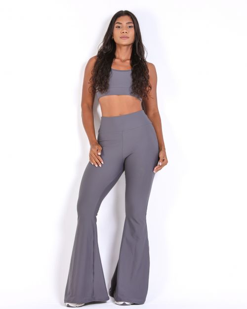 Conjunto Calça Flare Light + Top Scandal Basic