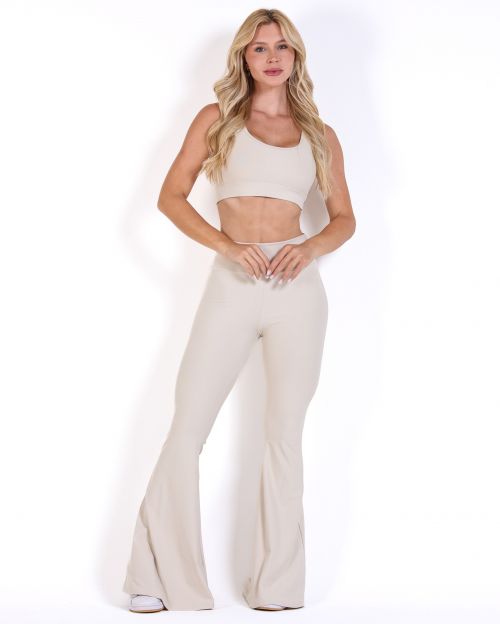 Conjunto Cal�a Flare Light + Top Scandal Basic