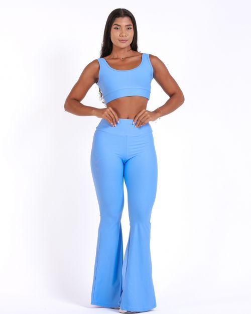Conjunto Calça Flare Light + Top Scandal Basic