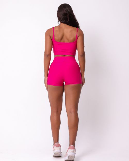 Conjunto Short B�sico Curtinho Light + Top Regatinha