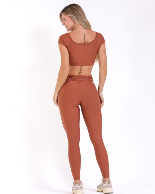 Conjunto Calça Básica Cós Franzido Light + Top Manguinha