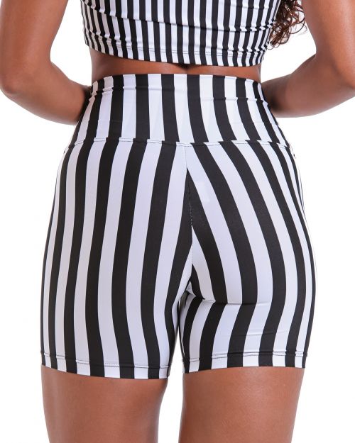Short Bermuda Listrado Preto/Branco