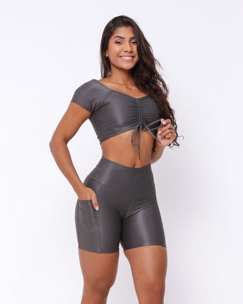 Conjunto Short Bolso Duplo Compress�o + Top Manguinha