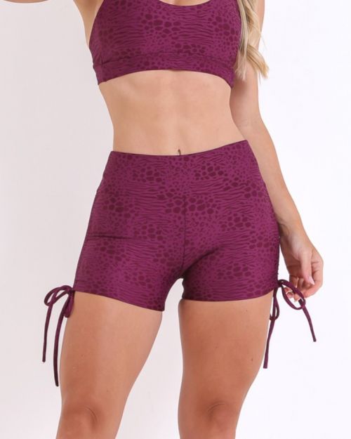 Short Cross Feline (P)