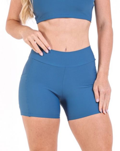 Short Talia Basic Light