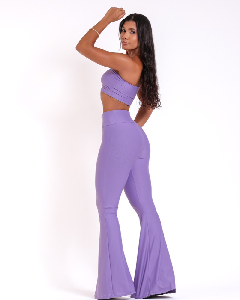 Conjunto Calça Flare Light + Top Faixa