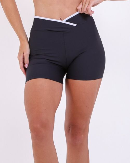 Short Maia Light
