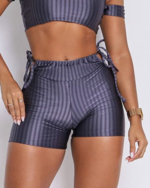 Short Empina Ajuste Cirre