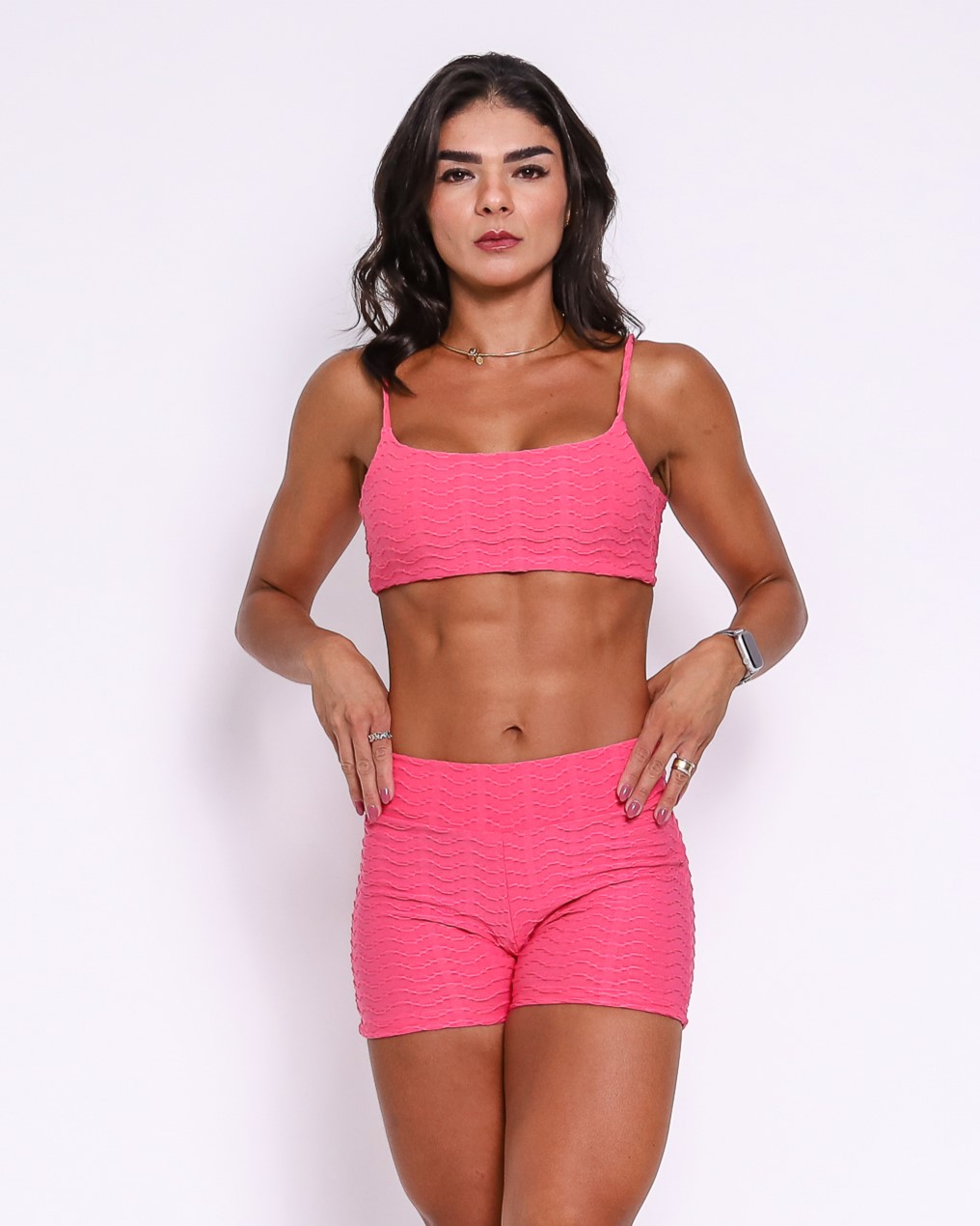Conjunto Short Básico Curtinho Textura Lumy + Top Ju