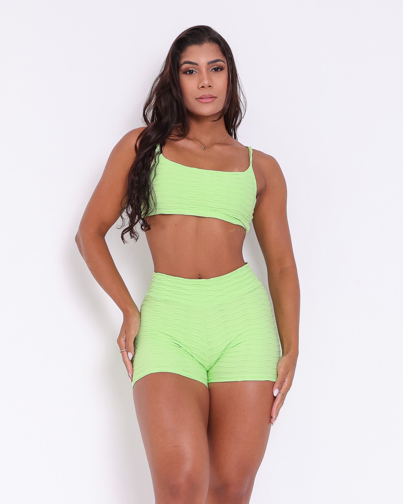 Conjunto Short Básico Curtinho Textura Lumy + Top Ju