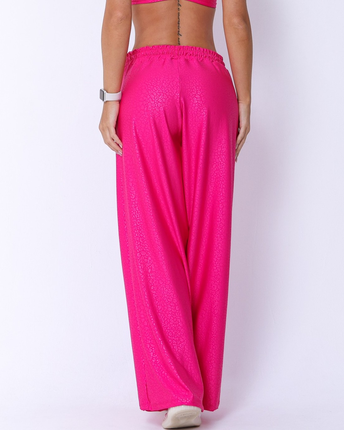 Calça Pantalona Wide Animal Print