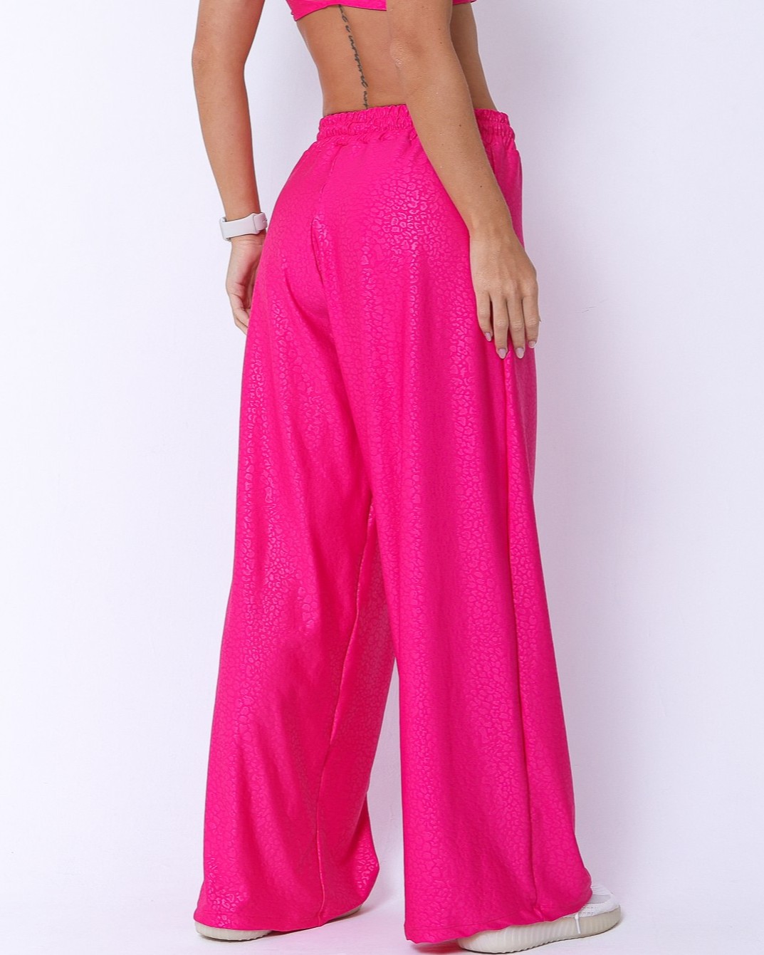Calça Pantalona Wide Animal Print