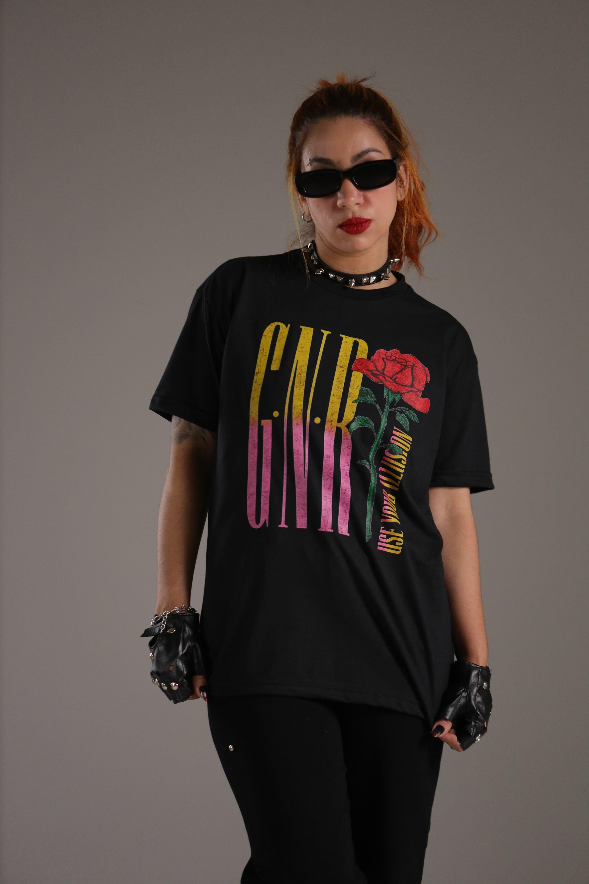 Comprar Camiseta Guns N Roses Use Your Illusion - a partir de R$85,49