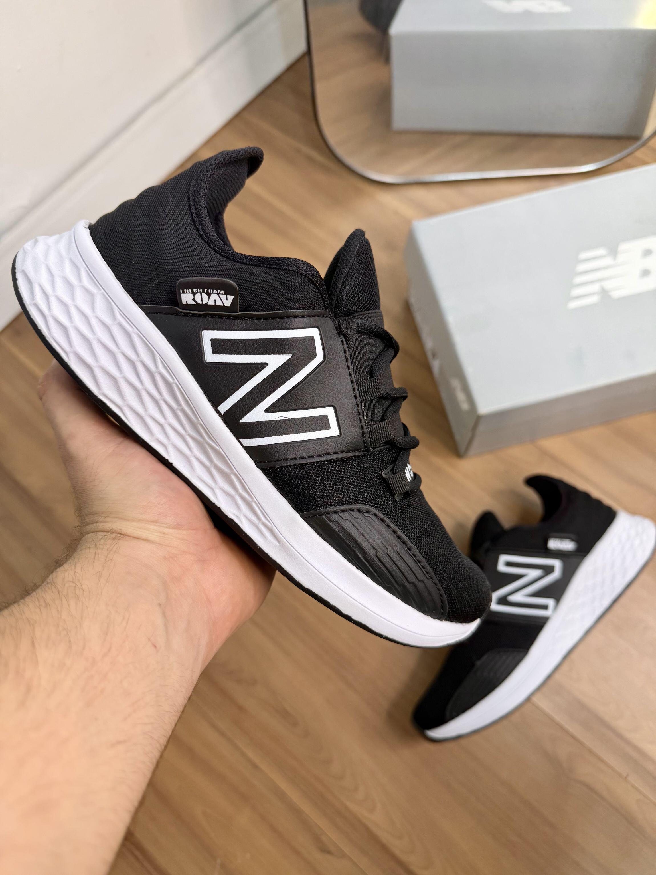 Tênis esportivo premium NB Ref.1 - Preto/branco