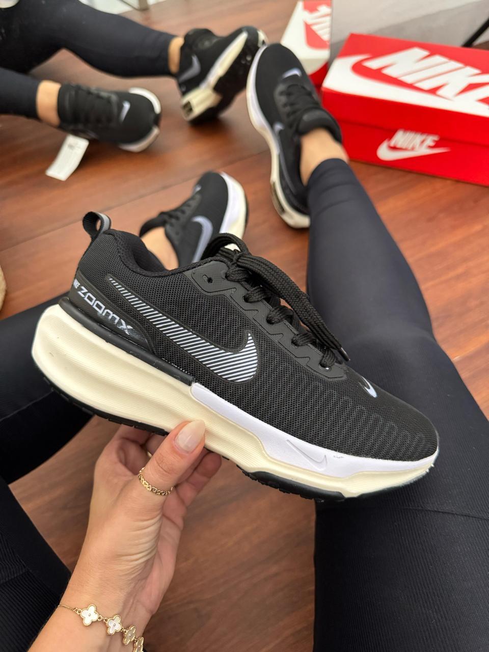 Tênis esportivo NK Invice - preto/branco