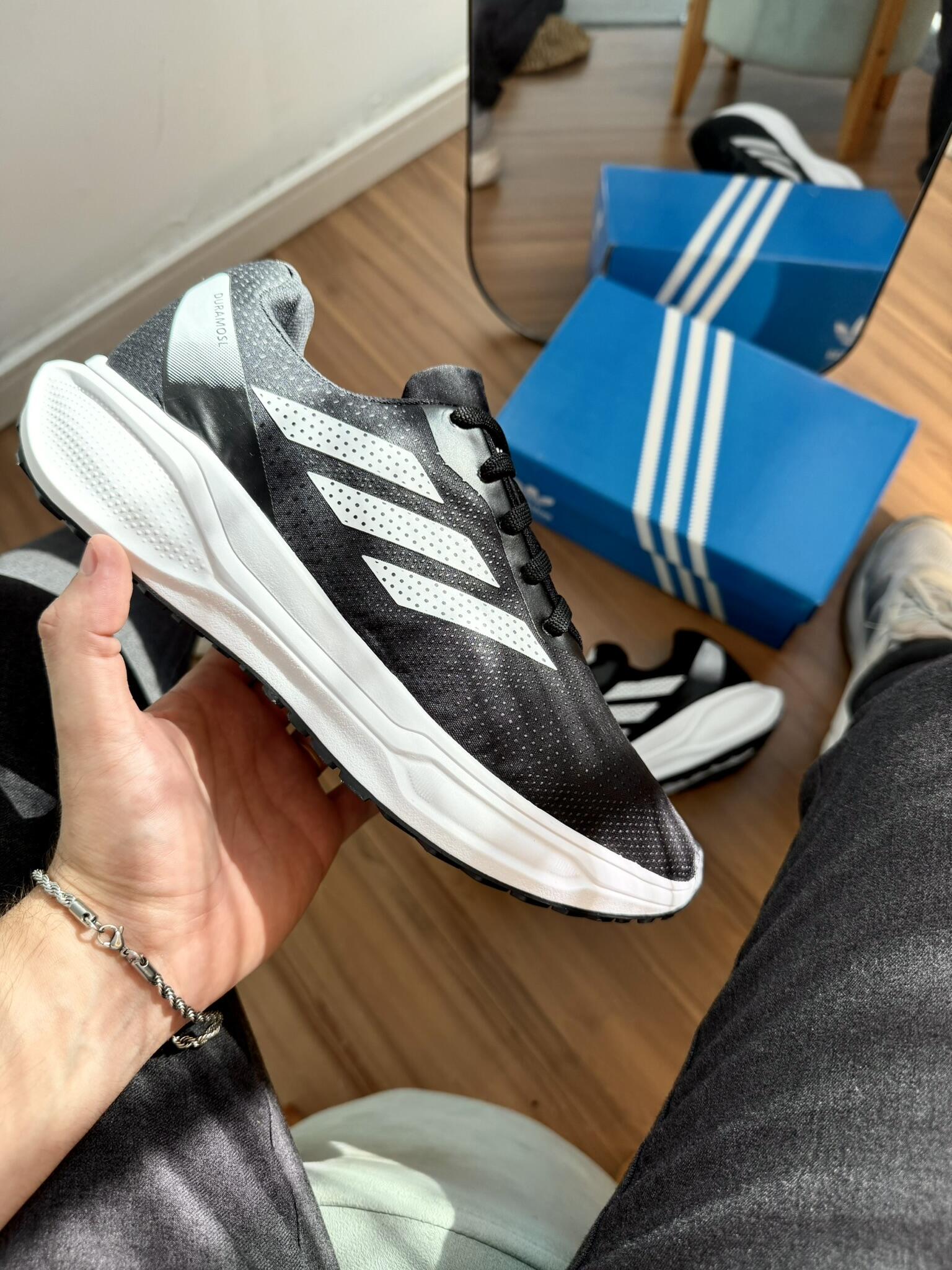 Tênis esportivo AD S/L - Preto/branco