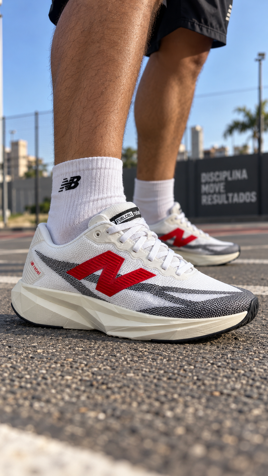Tênis esportivo unissex rbel - Branco/preto/vermelho
