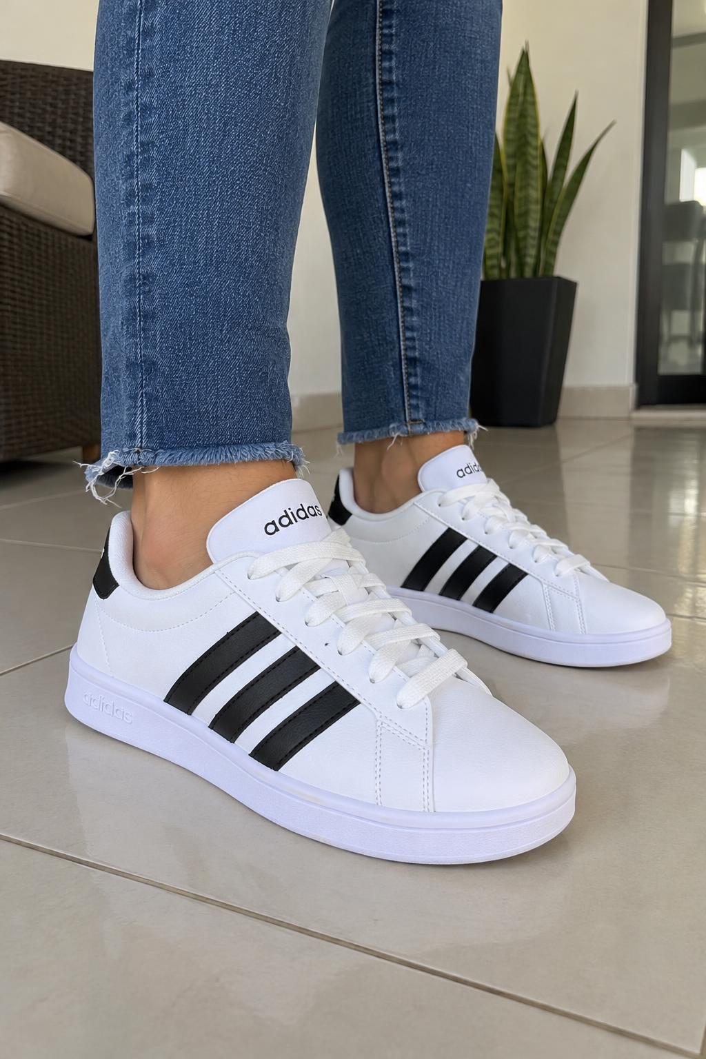 Tênis casual AD listra - Branco/Preto