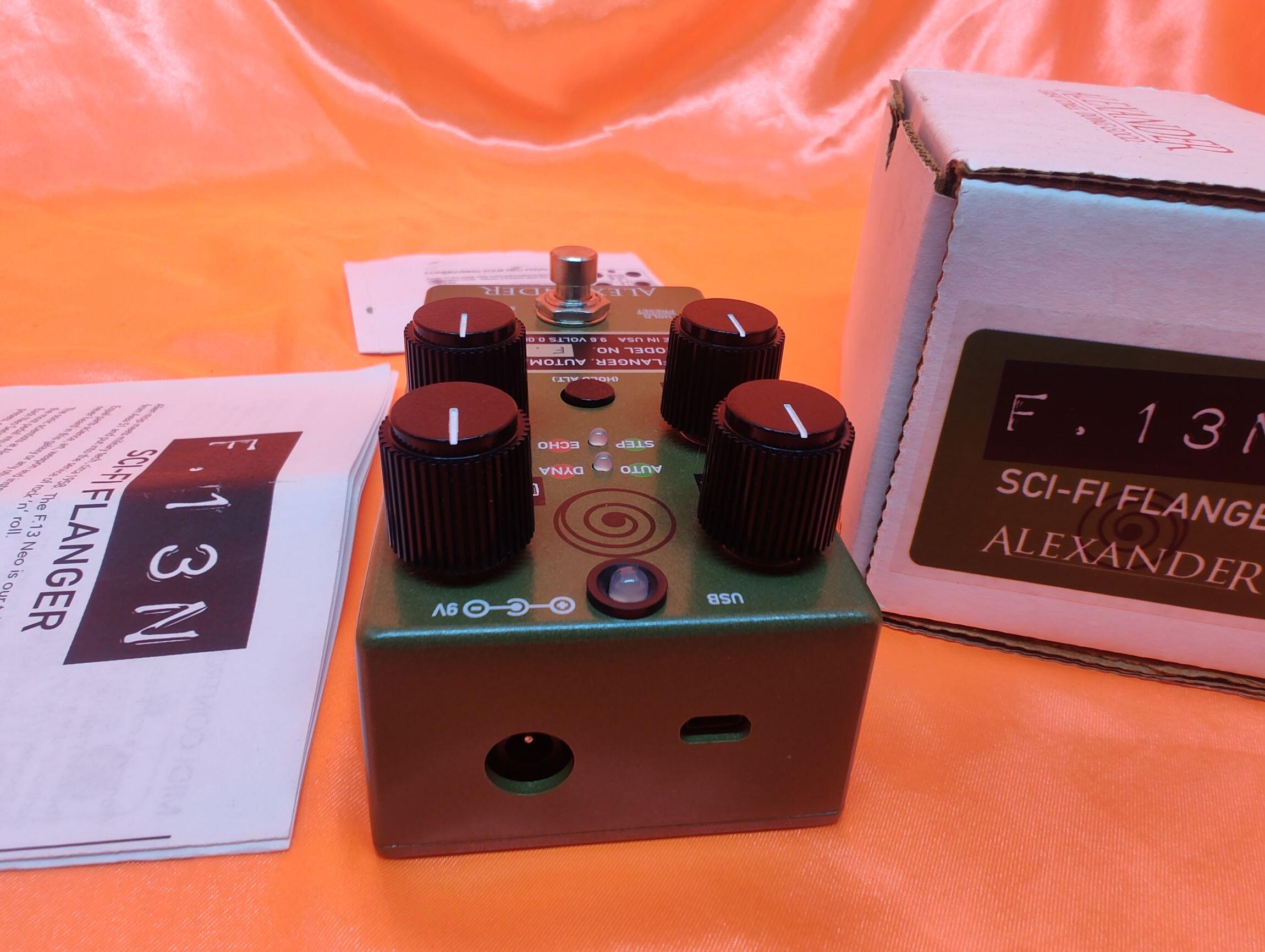 ギター Alexander Pedals Neo Series Comprar Alexander Pedals F13 Neo Flanger - R$1.470,00