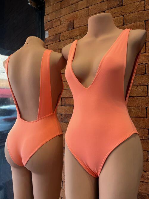 BODY V POLIAMIDA