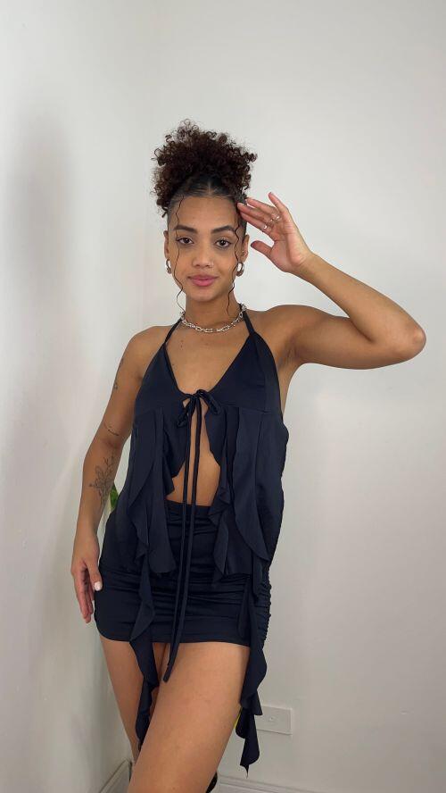 CROPPED ZURIC