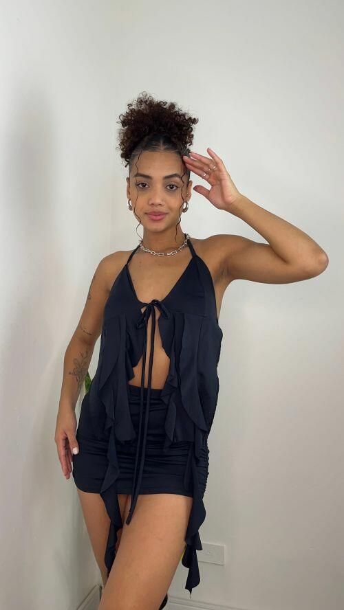 CROPPED ZURIC