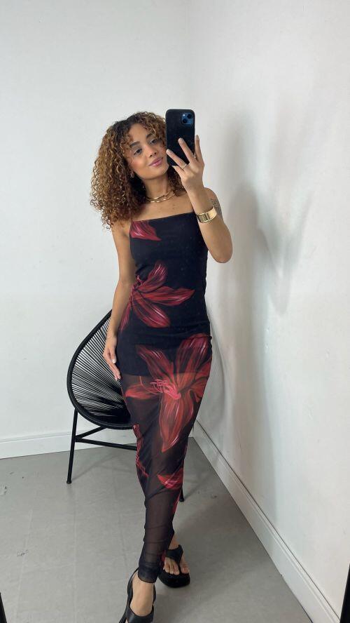 VESTIDO TULE SCANDAL