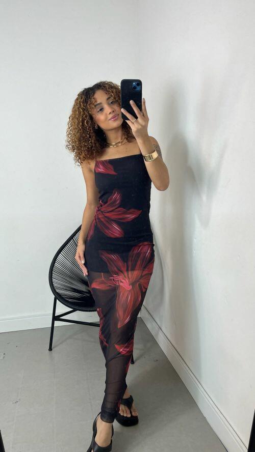 VESTIDO TULE SCANDAL