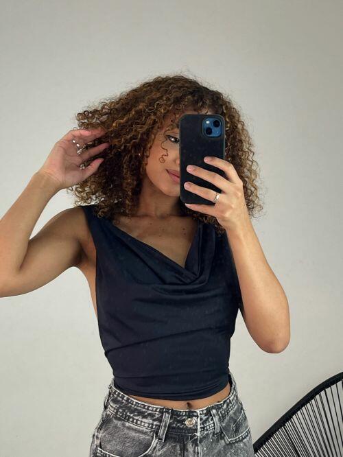BLUSA GEORGINA CAPUZ