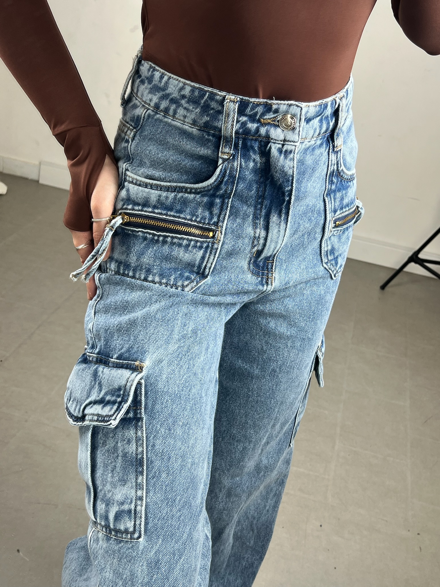 WIDELEG JEANS BOLSO ZÍPER