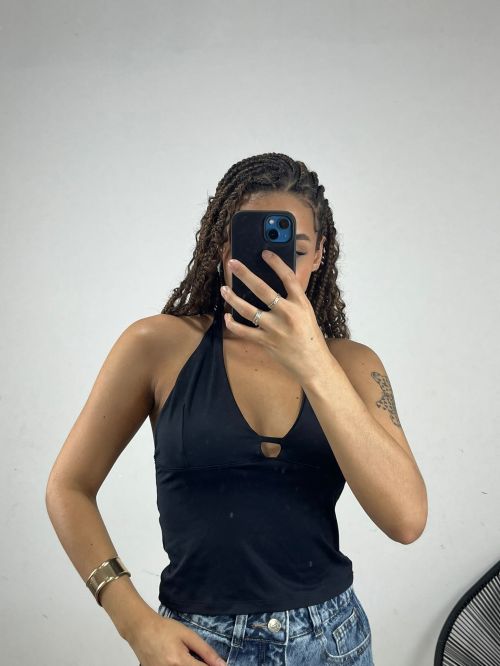 CROPPED MARIAH